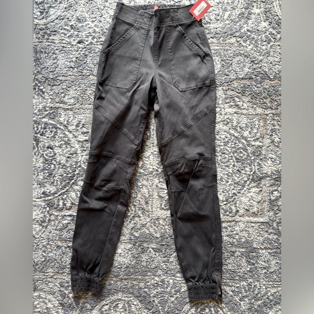 Spanx Stretch Twill Cargo Jogger • size XS • New With Tags • Dark Gray